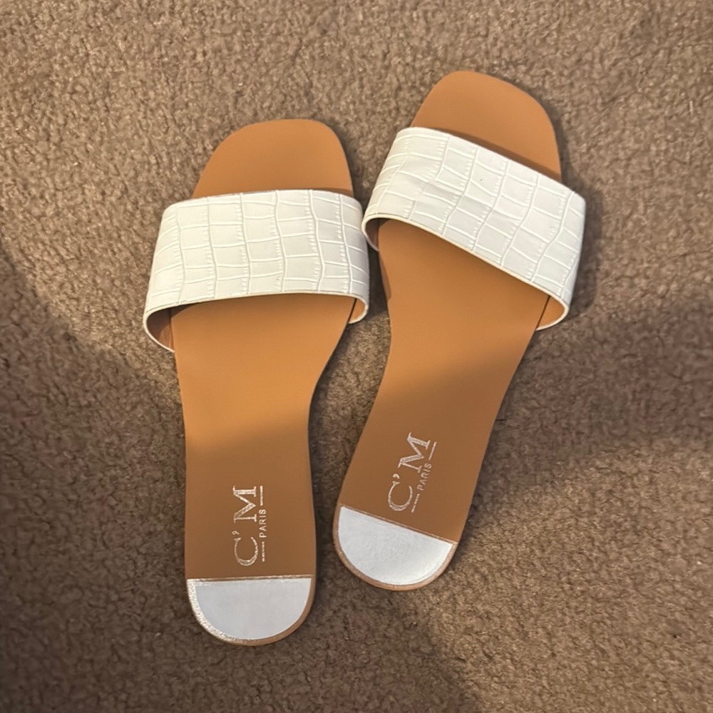 FREE Shipping✨ Cute White Croc Slide Sandals